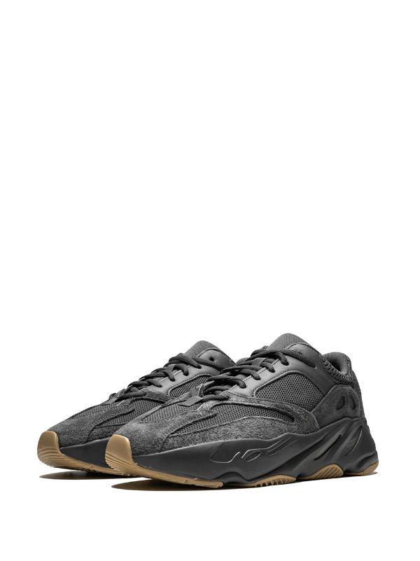 adidas YEEZY Boost 700 "Utility Black"