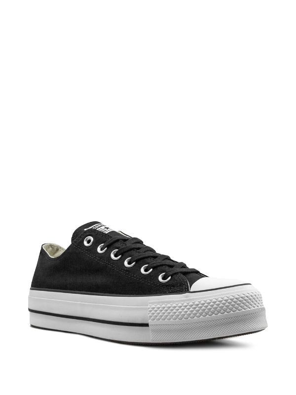 Converse
CTAS LIFT OX