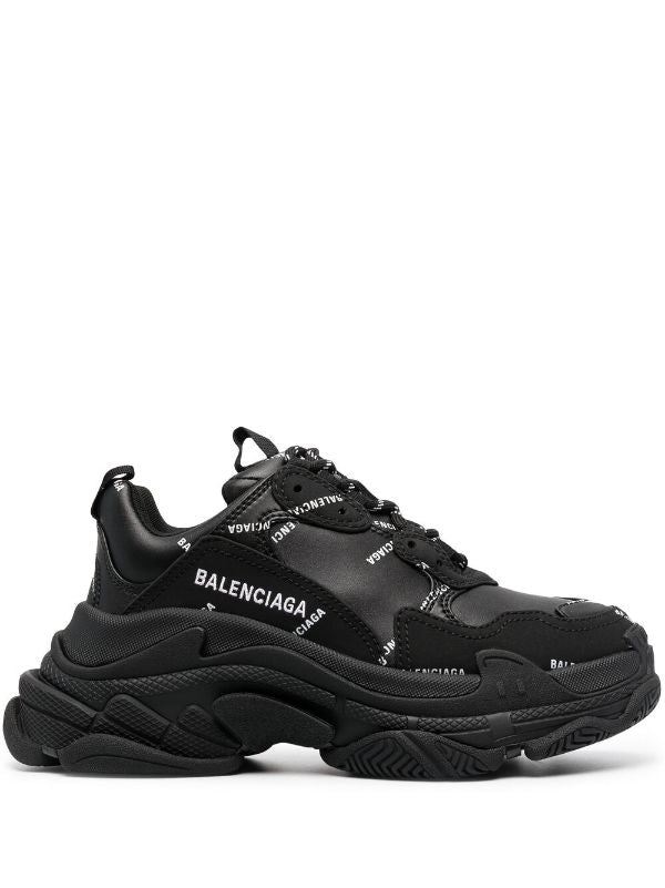 Balenciaga
Triple S low-top