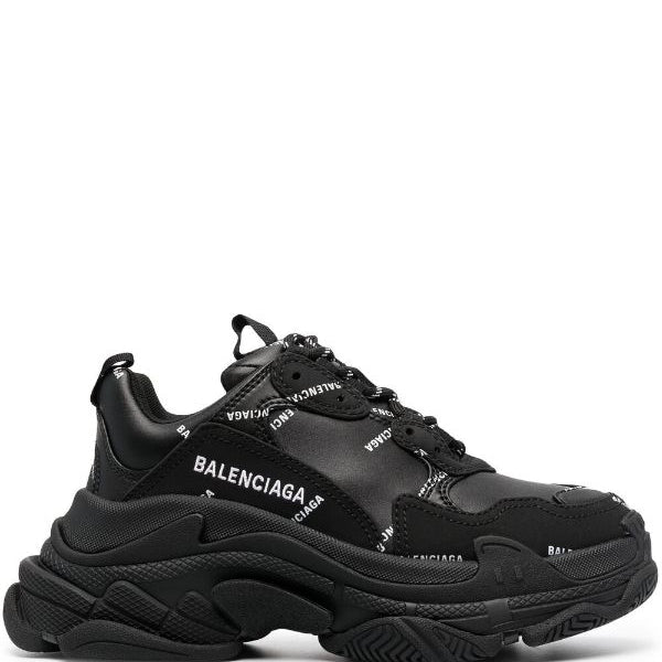 Balenciaga
Triple S low-top