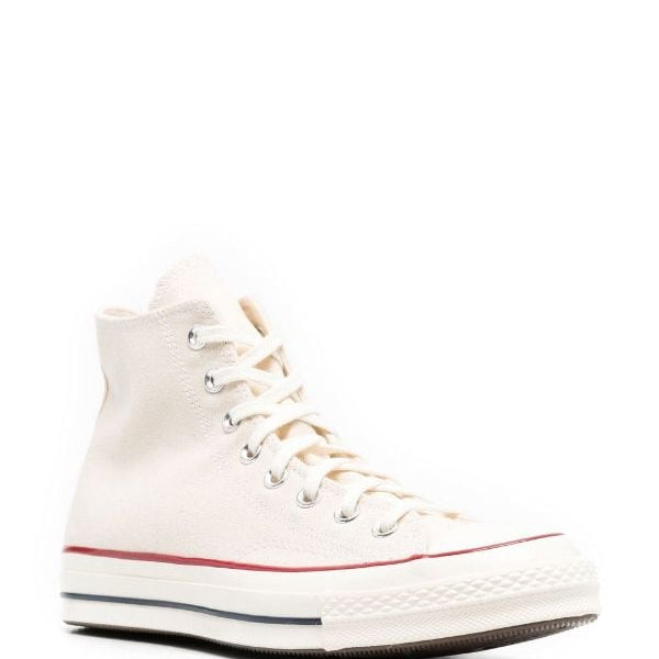 Converse
Chuck Taylor hi-top