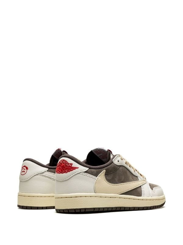 Jordan
x Travis Scott Air Jordan 1 Low OG "Reverse Mocha" - shoestation44